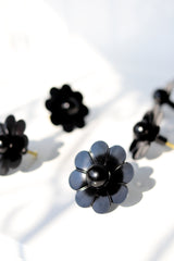 Daisy Drawer Pull with a Ball