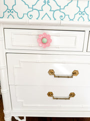Daisy Drawer Pull with a Ball