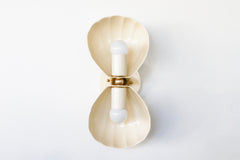 Double Coquille Sconce