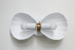 Double Coquille Sconce