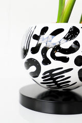Large Black and White Squiggle Loa Planter