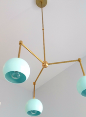 Loa Chandelier