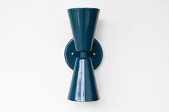 Dryades Sconce