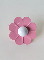 Daisy Drawer Pull with a Ball