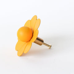 Daisy Drawer Pull with a Ball