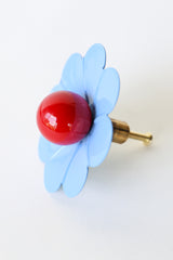 Daisy Drawer Pull with a Ball