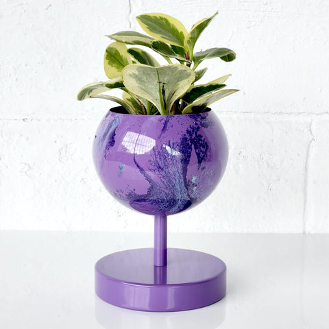 Dark Purple & Orchid Marbled Lifted Loa Planter