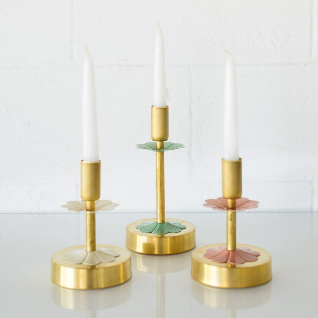 Daisy candle holder in brass and muted colors