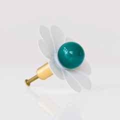 Daisy Drawer Pull with a Ball